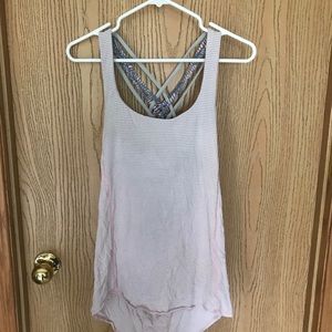 Lululemon tank